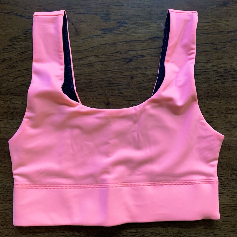Fabletics Harlow Reversible MIDI Sports Bra